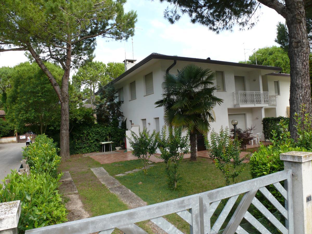 Villa Barbara Lignano Sabbiadoro Extérieur photo