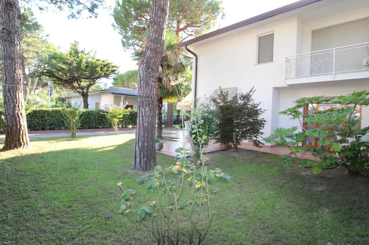 Villa Barbara Lignano Sabbiadoro Extérieur photo